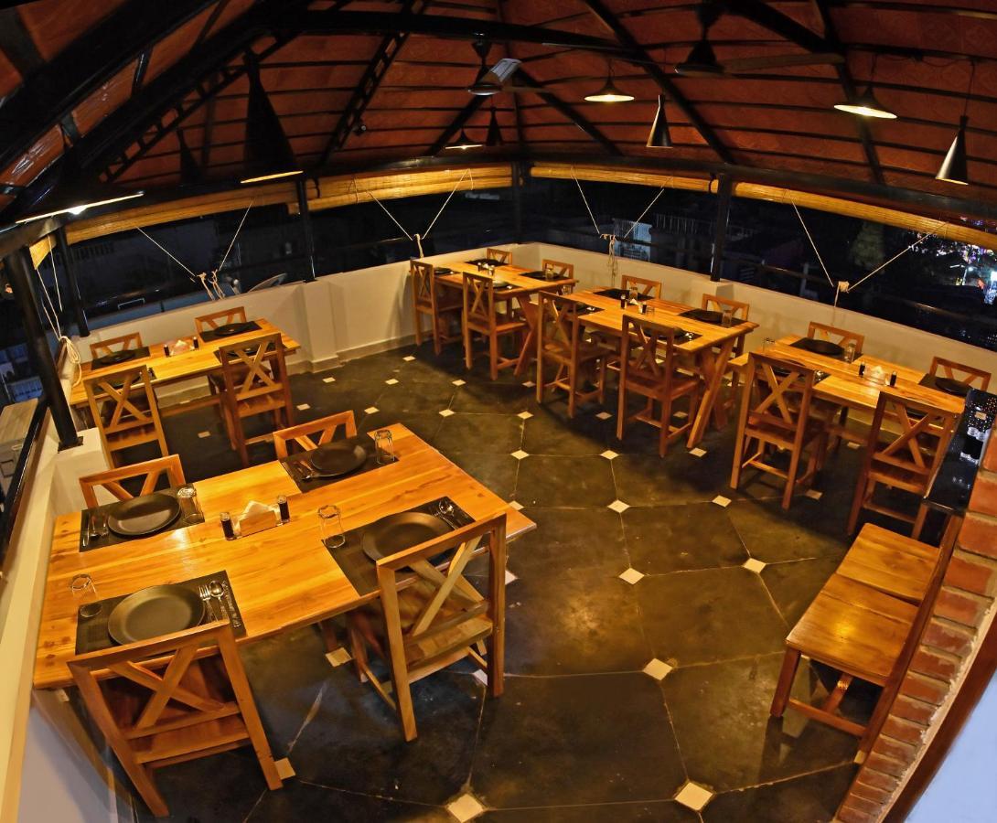 Catch A Wave Hotel Mahabalipuram Exterior photo